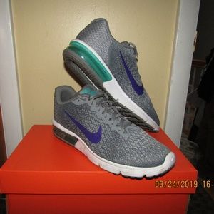 BRAND NEW Nike Women's Air Max Sequent 2